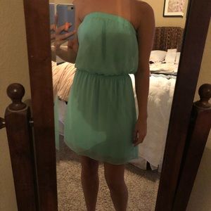 Strapless dress